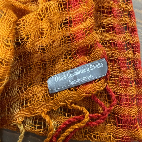 Lacy Lightweight Scarf - Picture 3 of 3